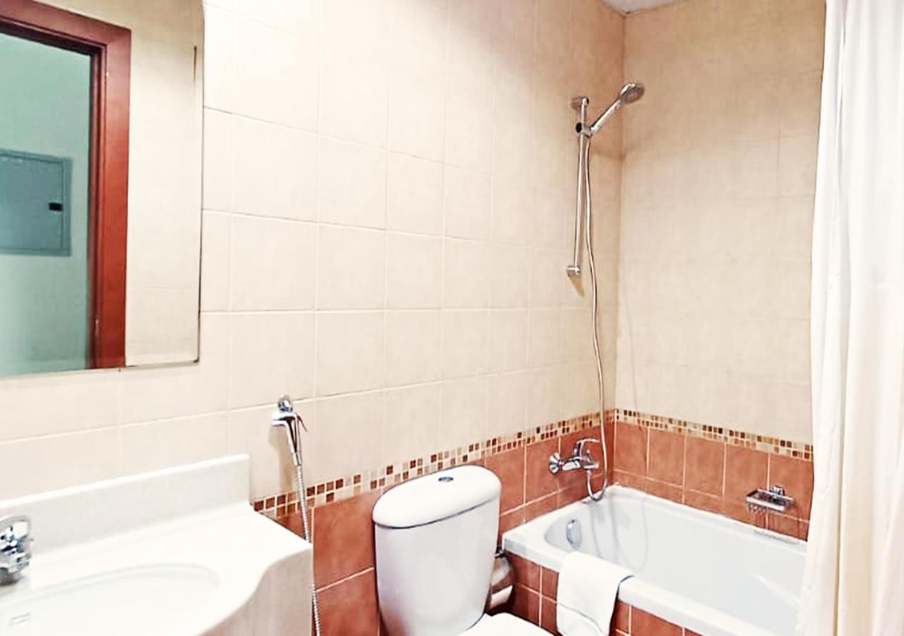 Full Sea View With Balcony - Studio Apartment - 10 Min To Jbr - Dubai Dış mekan fotoğraf